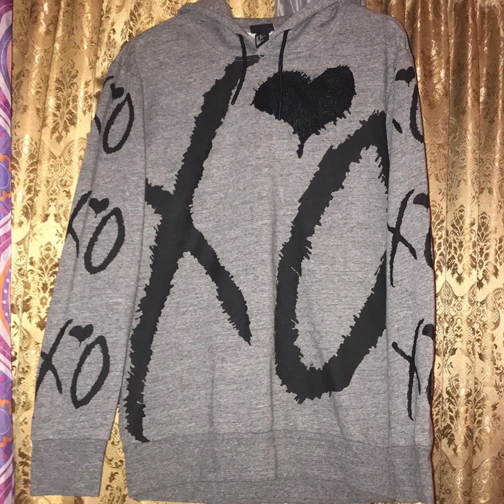 Limited edition WeekendxHM hoodie